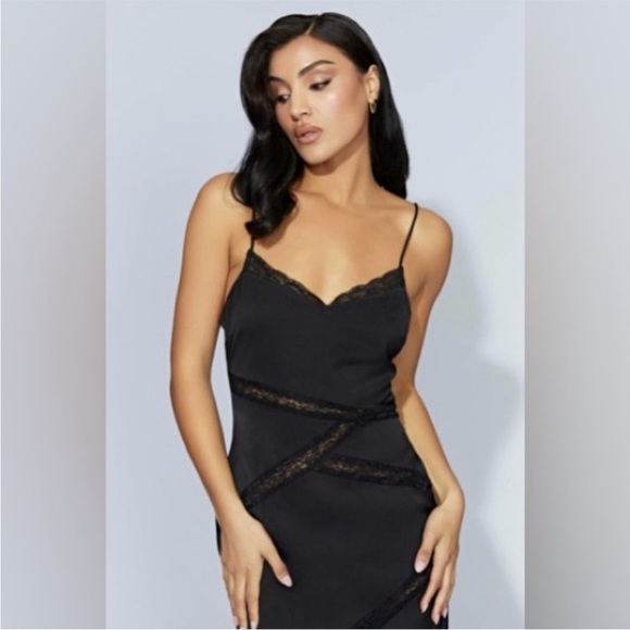 NWT MESHKI Prue Spliced Full Length Lace Dress-Black SIZE: XS - Picture 3 of 13